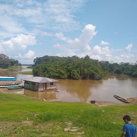 Hotel Hospedaje Las Brisas Iquitos Exteriér fotografie